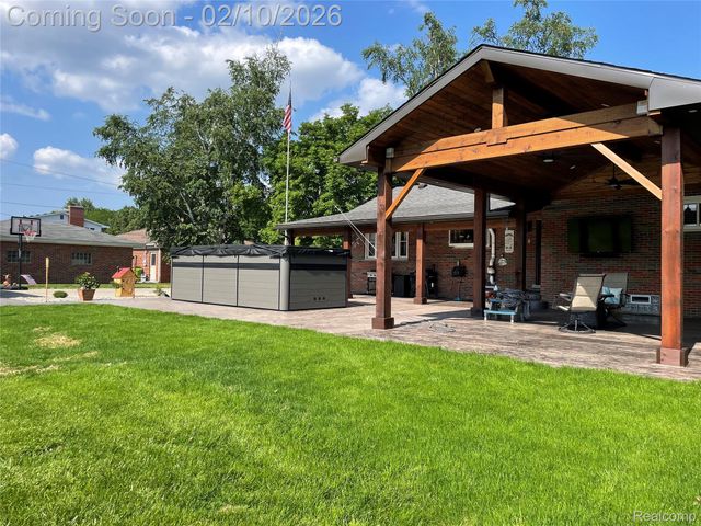 28336 Sheeks Boulevard N, Flat Rock, MI 48134