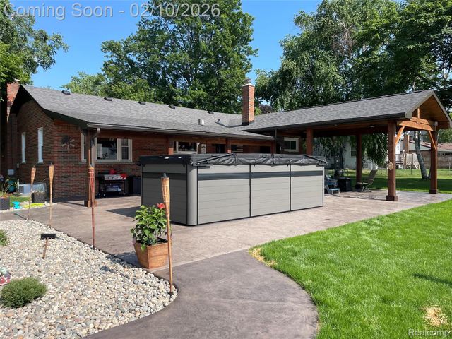 28336 Sheeks Boulevard N, Flat Rock, MI 48134