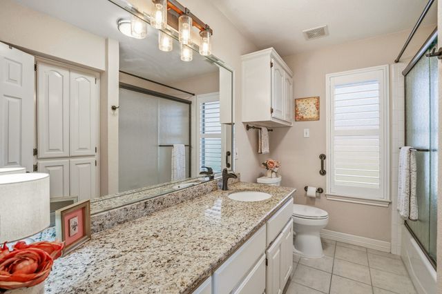 5910 Dog Leg Court, Granbury, TX 76049