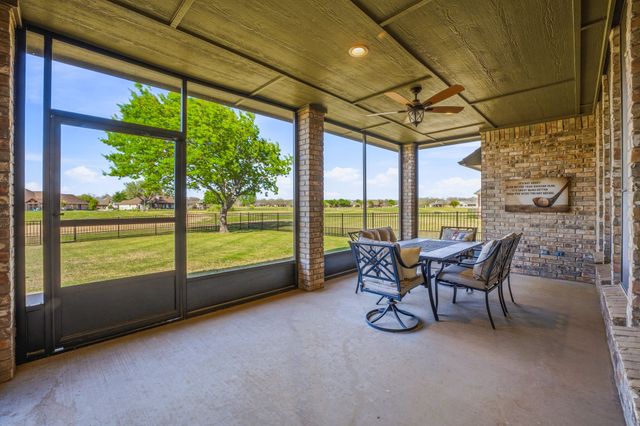 5910 Dog Leg Court, Granbury, TX 76049