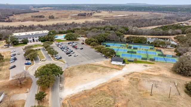 5910 Dog Leg Court, Granbury, TX 76049