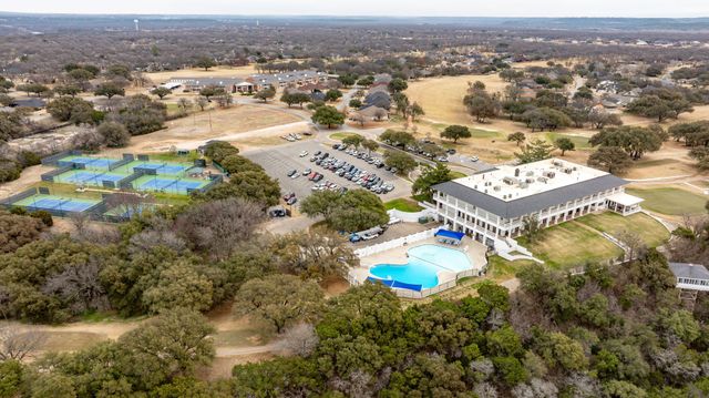 5910 Dog Leg Court, Granbury, TX 76049