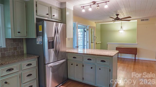 115 Rainbow Lane, Mooresville, NC 28117