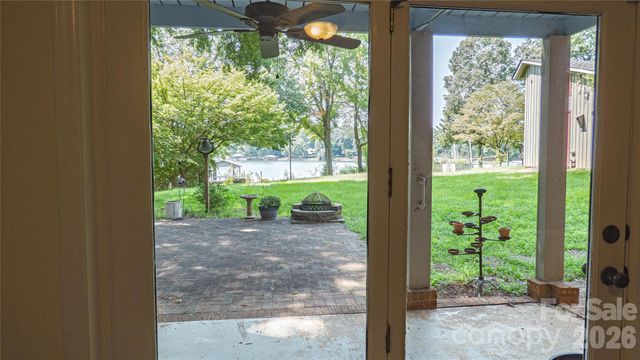 115 Rainbow Lane, Mooresville, NC 28117