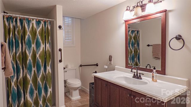 115 Rainbow Lane, Mooresville, NC 28117