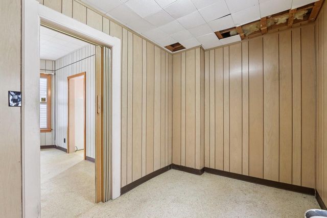 2745 N Booth STREET, Milwaukee, WI 53212