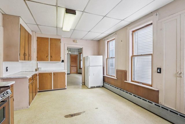 2745 N Booth STREET, Milwaukee, WI 53212