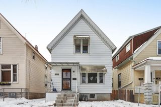 2745 N Booth STREET, Milwaukee, WI 53212