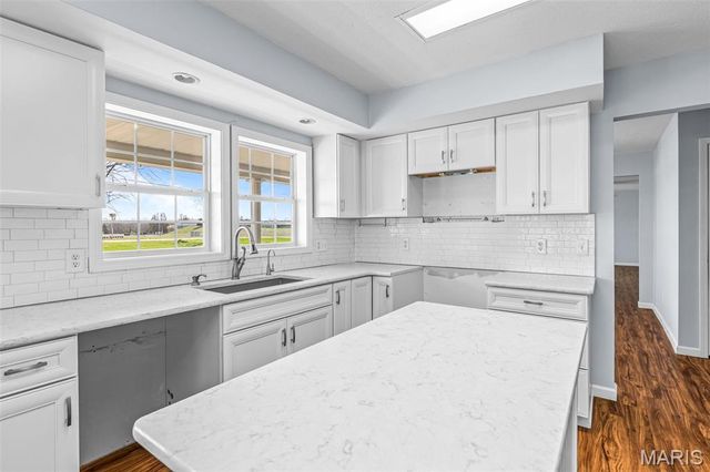 1045 Airport Road, Festus, MO 63028