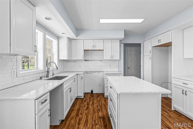 1045 Airport Road, Festus, MO 63028