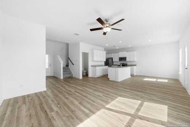 16021 Delgado Hills, Lytle, TX 78052
