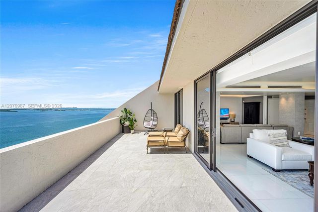 540 Brickell Key Drive 1820, Miami, FL 33131