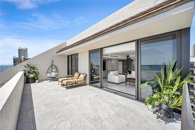 540 Brickell Key Drive 1820, Miami, FL 33131