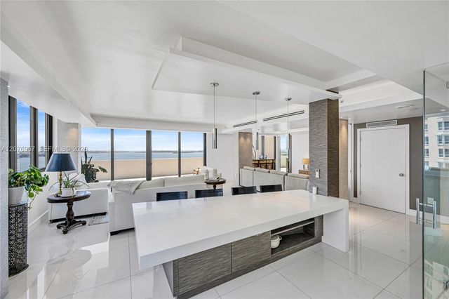 540 Brickell Key Drive 1820, Miami, FL 33131