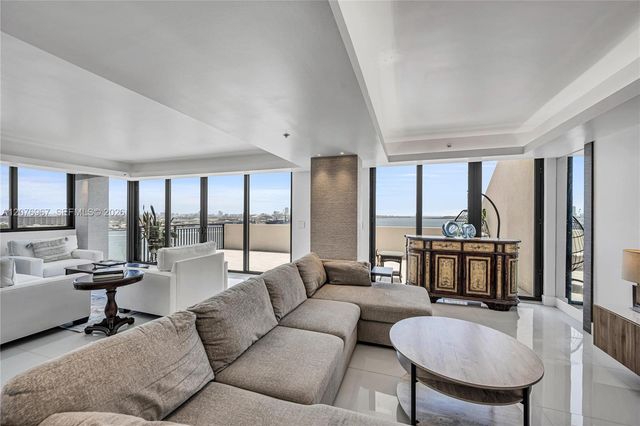 540 Brickell Key Drive 1820, Miami, FL 33131