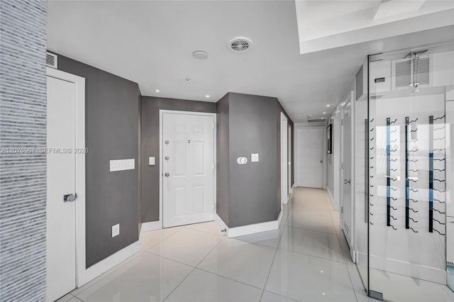 540 Brickell Key Drive 1820, Miami, FL 33131