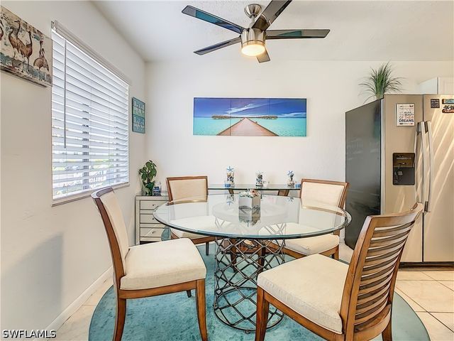 4625 Bayshore DR D8, Naples, FL 34112