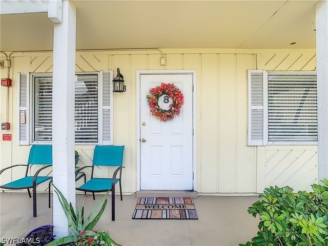 4625 Bayshore DR D8, Naples, FL 34112