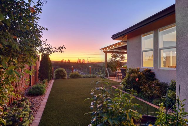 2126 Thomas Dr, Jackson, CA 95642