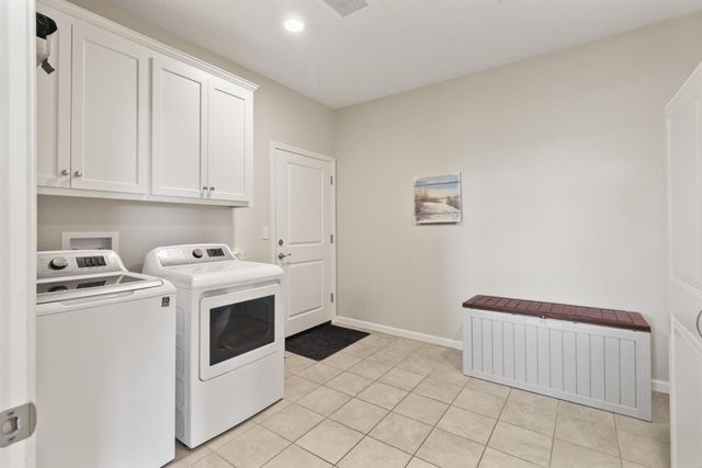 2126 Thomas Dr, Jackson, CA 95642