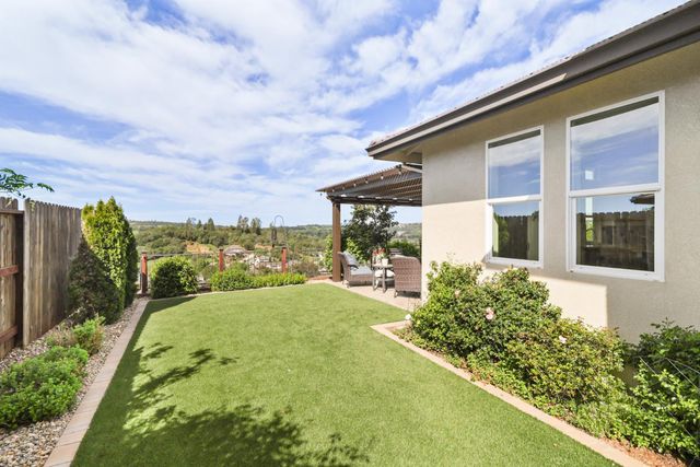 2126 Thomas Dr, Jackson, CA 95642