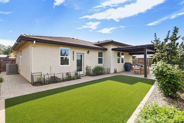 2126 Thomas Dr, Jackson, CA 95642