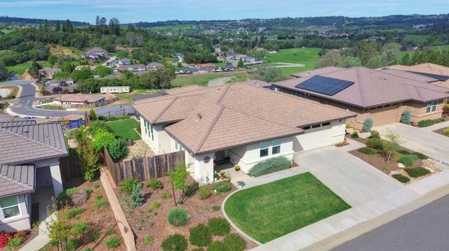 2126 Thomas Dr, Jackson, CA 95642