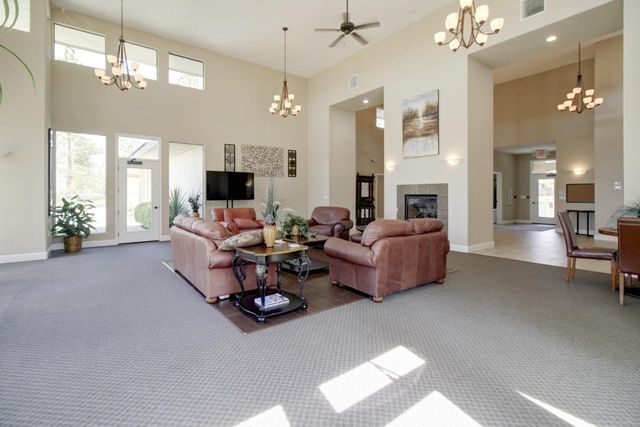 2126 Thomas Dr, Jackson, CA 95642