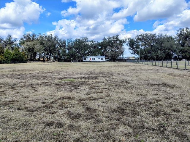 14240 SR 471, Webster, FL 33597