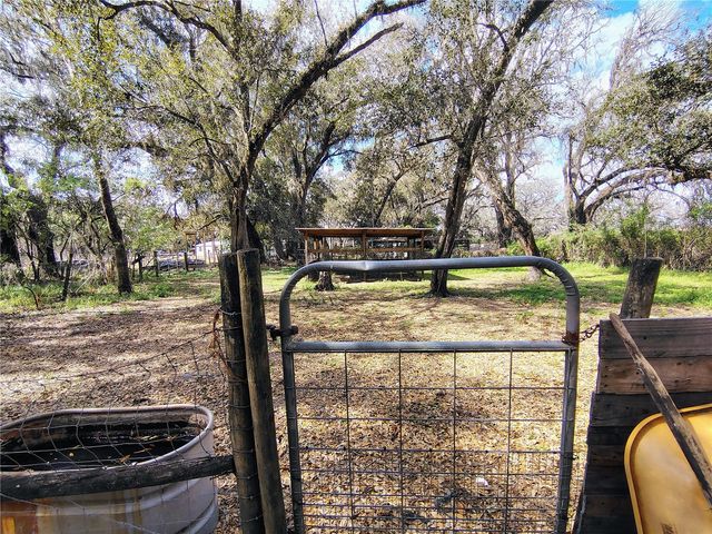 14240 SR 471, Webster, FL 33597