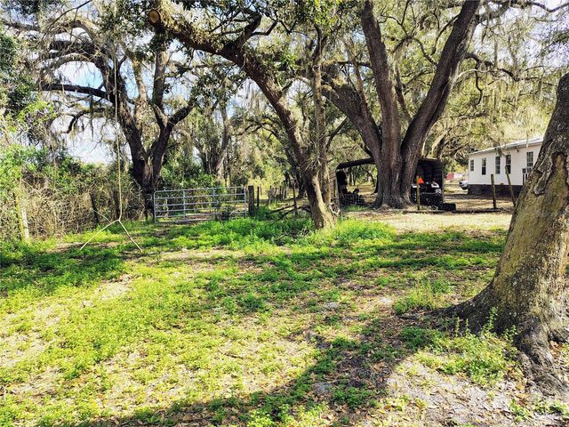 14240 SR 471, Webster, FL 33597