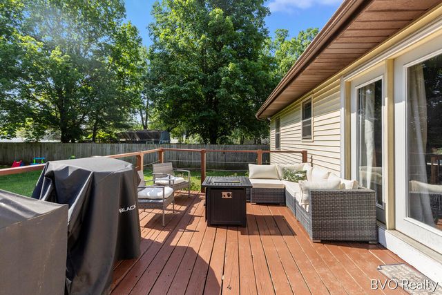 5820 Belmont Avenue NE, Belmont, MI 49306