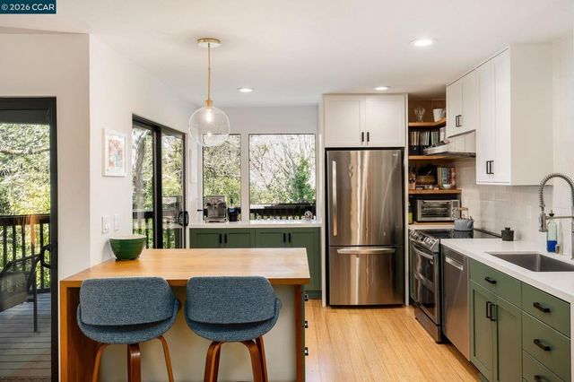 919 Dewing Ave, Lafayette, CA 94549