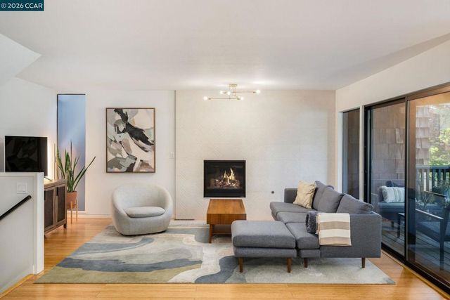 919 Dewing Ave, Lafayette, CA 94549