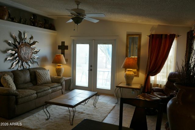 1680 E AUGUSTA Avenue, Chandler, AZ 85249