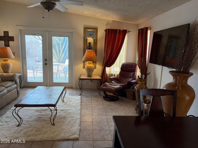 1680 E AUGUSTA Avenue, Chandler, AZ 85249