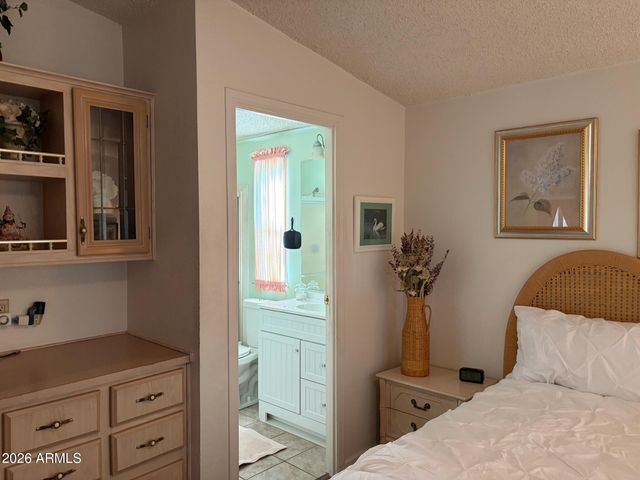 1680 E AUGUSTA Avenue, Chandler, AZ 85249