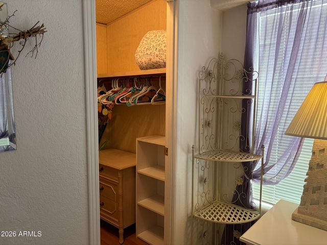 1680 E AUGUSTA Avenue, Chandler, AZ 85249