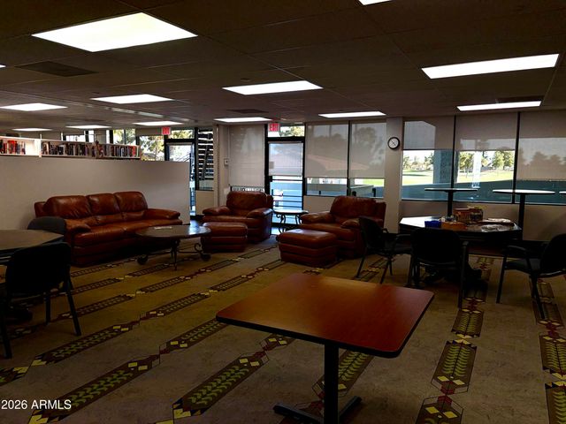1680 E AUGUSTA Avenue, Chandler, AZ 85249