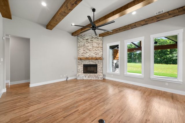 310 Mayberry Way, Waxahachie, TX 75167