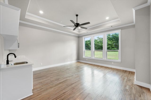 310 Mayberry Way, Waxahachie, TX 75167