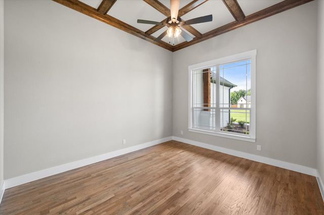 310 Mayberry Way, Waxahachie, TX 75167