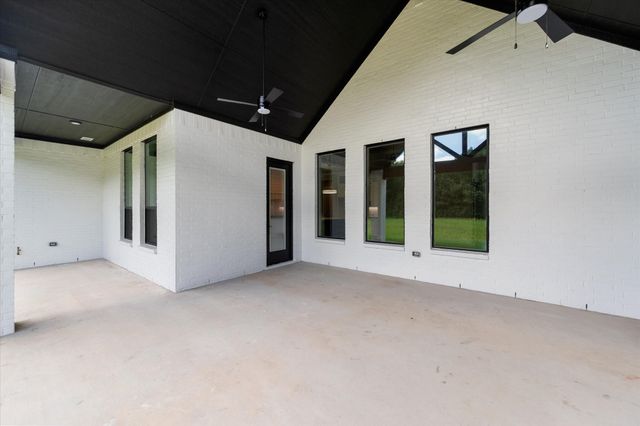 310 Mayberry Way, Waxahachie, TX 75167