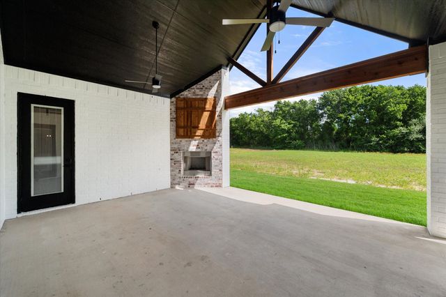 310 Mayberry Way, Waxahachie, TX 75167