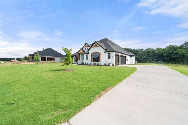 310 Mayberry Way, Waxahachie, TX 75167