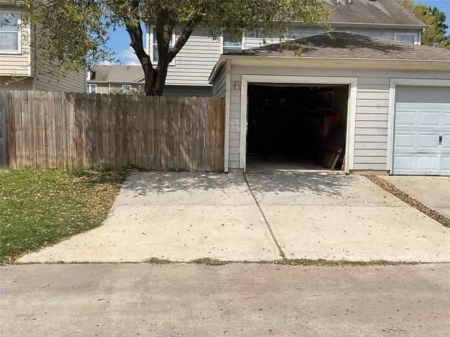 2110 Rustling Trees Way, Spring, TX 77373