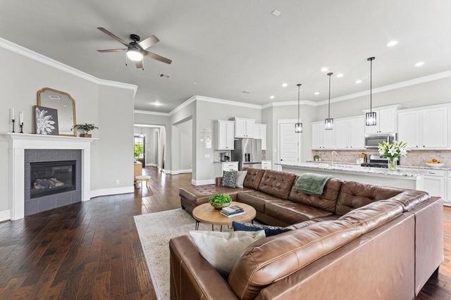 2006 Laurie Darlin Drive, Conroe, TX 77384