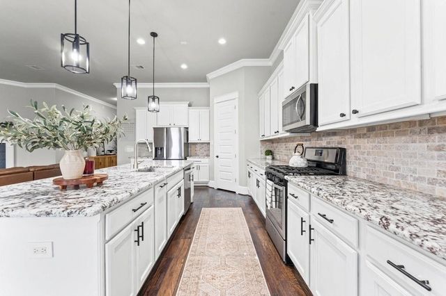 2006 Laurie Darlin Drive, Conroe, TX 77384