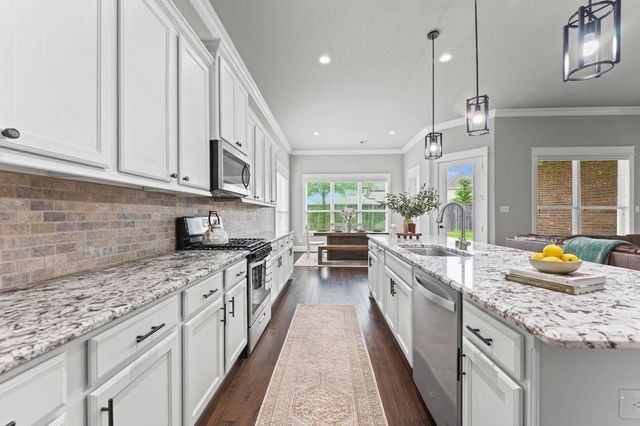 2006 Laurie Darlin Drive, Conroe, TX 77384