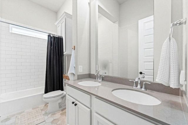 2006 Laurie Darlin Drive, Conroe, TX 77384